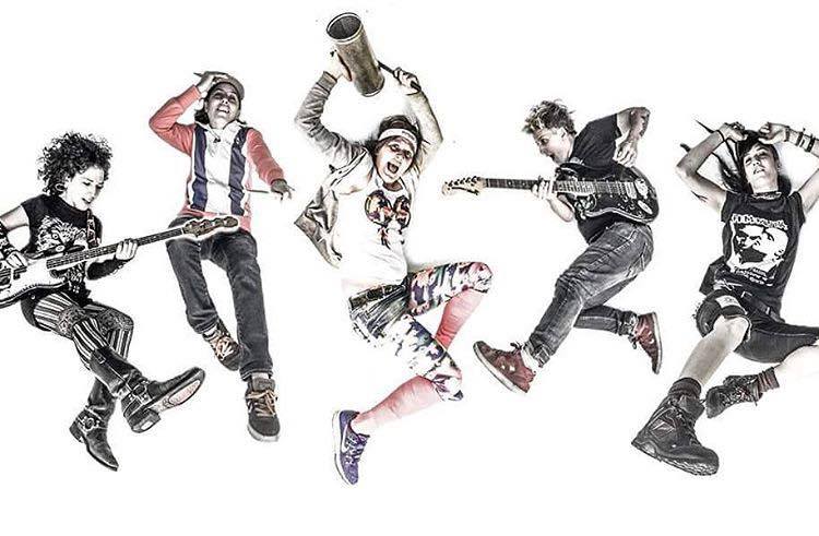 Kumbia Queers: tocando y andando entre&nbsp;disidencias.